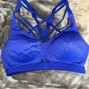 Victoria Secret VSX Blue Strappy Racerback Style Wireless Sport Bra, Size 34C